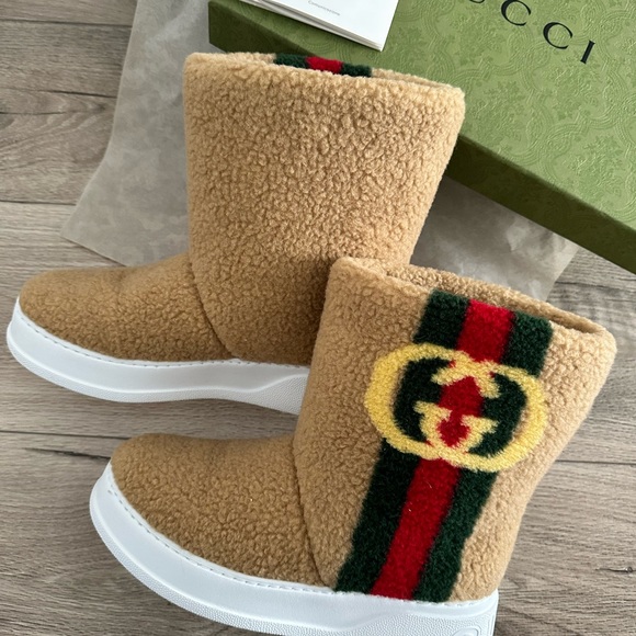 SOLD. Interlocking G Web Stripe boots GUCCI - Picture 2 of 5